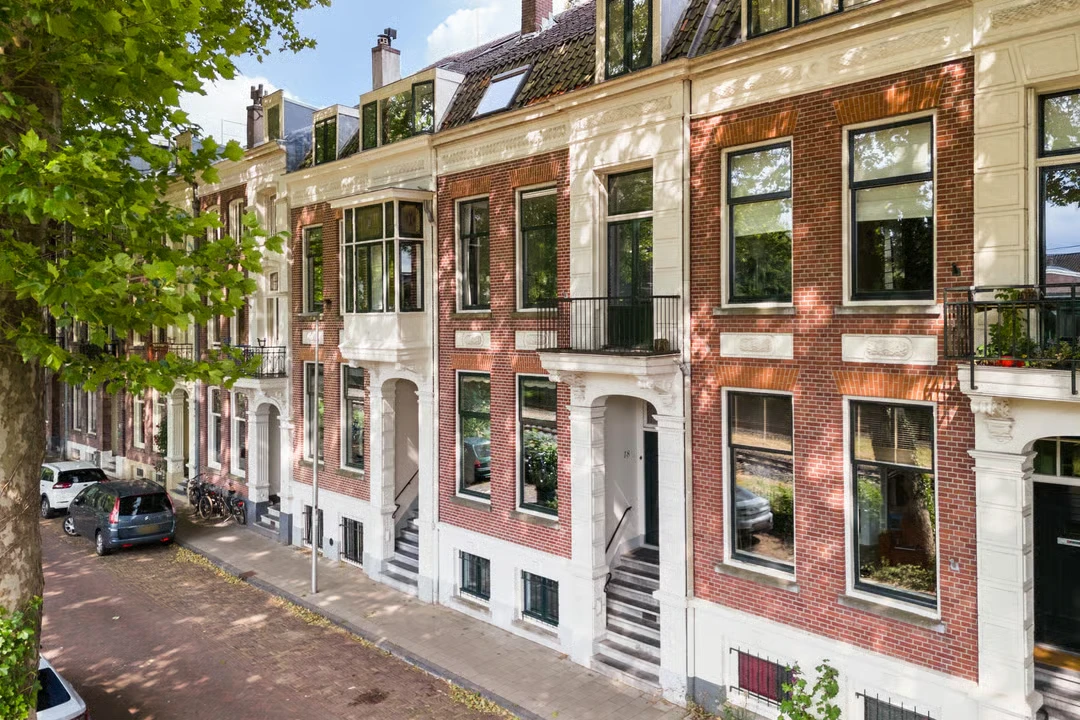 Aankoop en verbouwing — Buys Ballotstraat, Utrecht